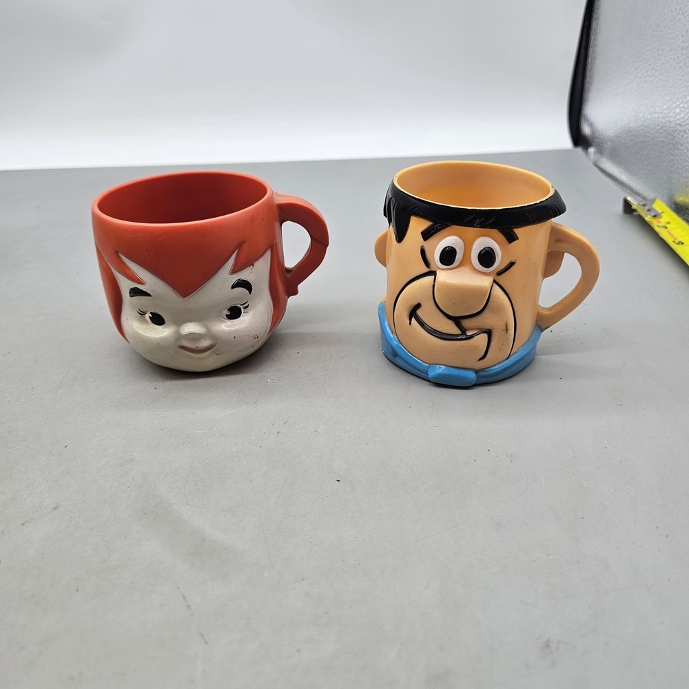 Vintage 1970s Flintstones Vitamin Mugs Fred & Pebbles F&F Mold Plastic Cups Set